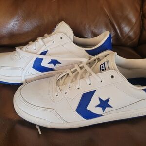 Converse White and Blue Sneakers Classic Low-Top Design